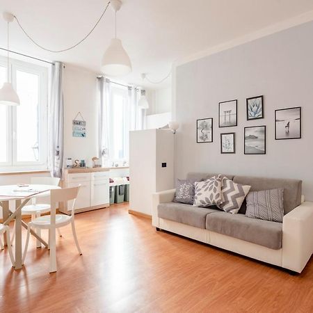 Mazzini 12 Very Central Apartment With Private Garage, Air Conditioning, Wifi, Just 50 Meters From The Beach Рапалло Экстерьер фото