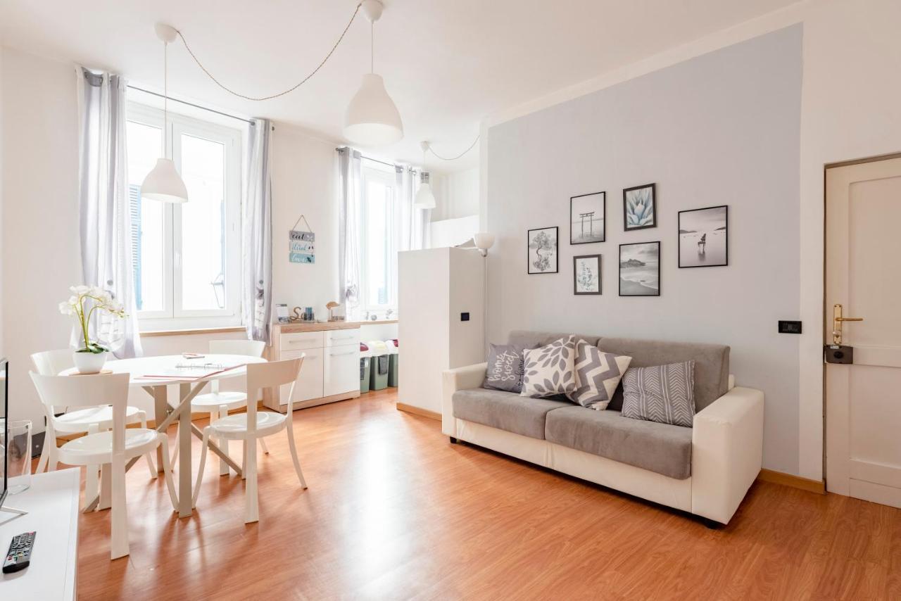 Mazzini 12 Very Central Apartment With Private Garage, Air Conditioning, Wifi, Just 50 Meters From The Beach Рапалло Экстерьер фото