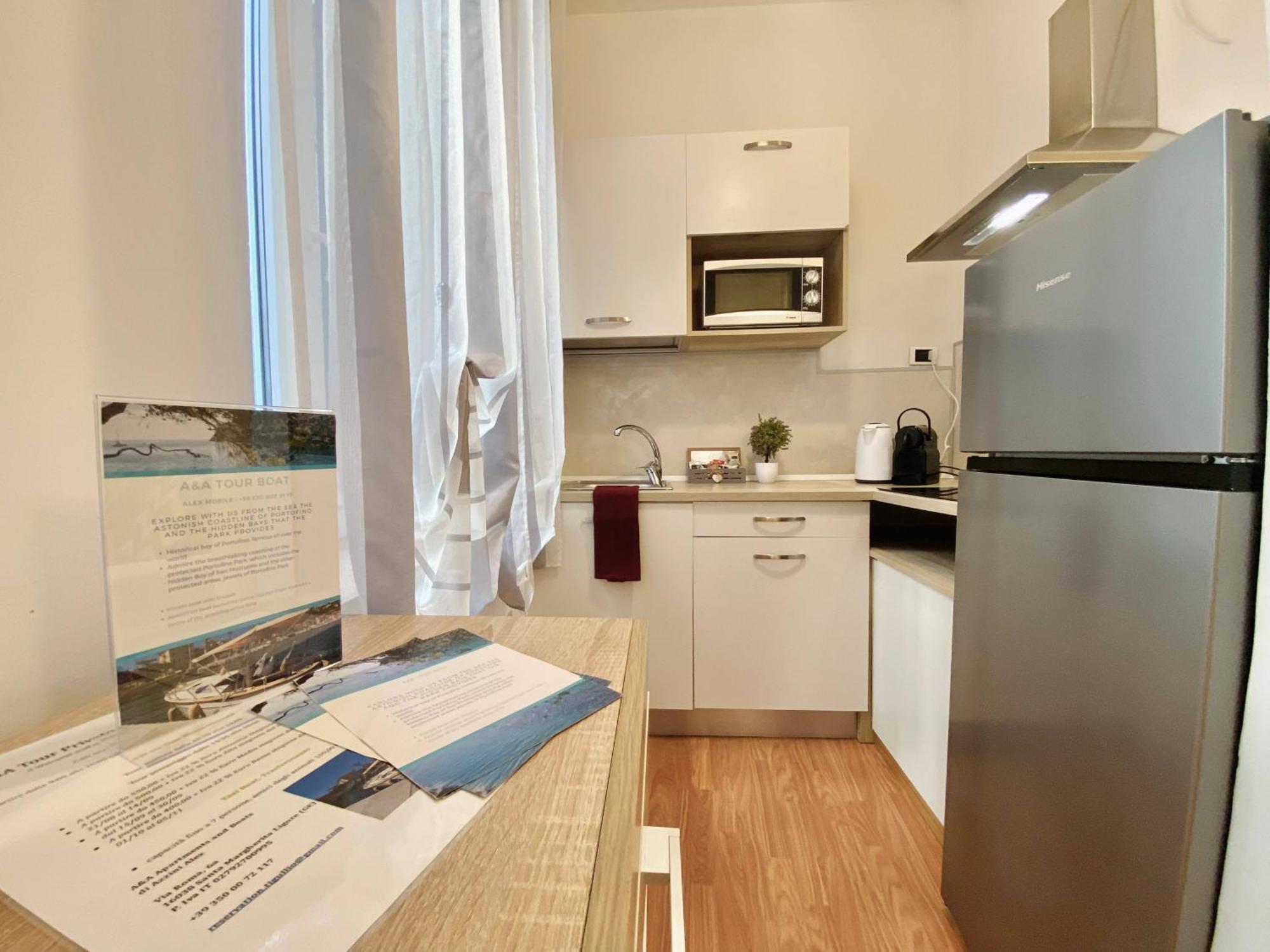 Mazzini 12 Very Central Apartment With Private Garage, Air Conditioning, Wifi, Just 50 Meters From The Beach Рапалло Экстерьер фото
