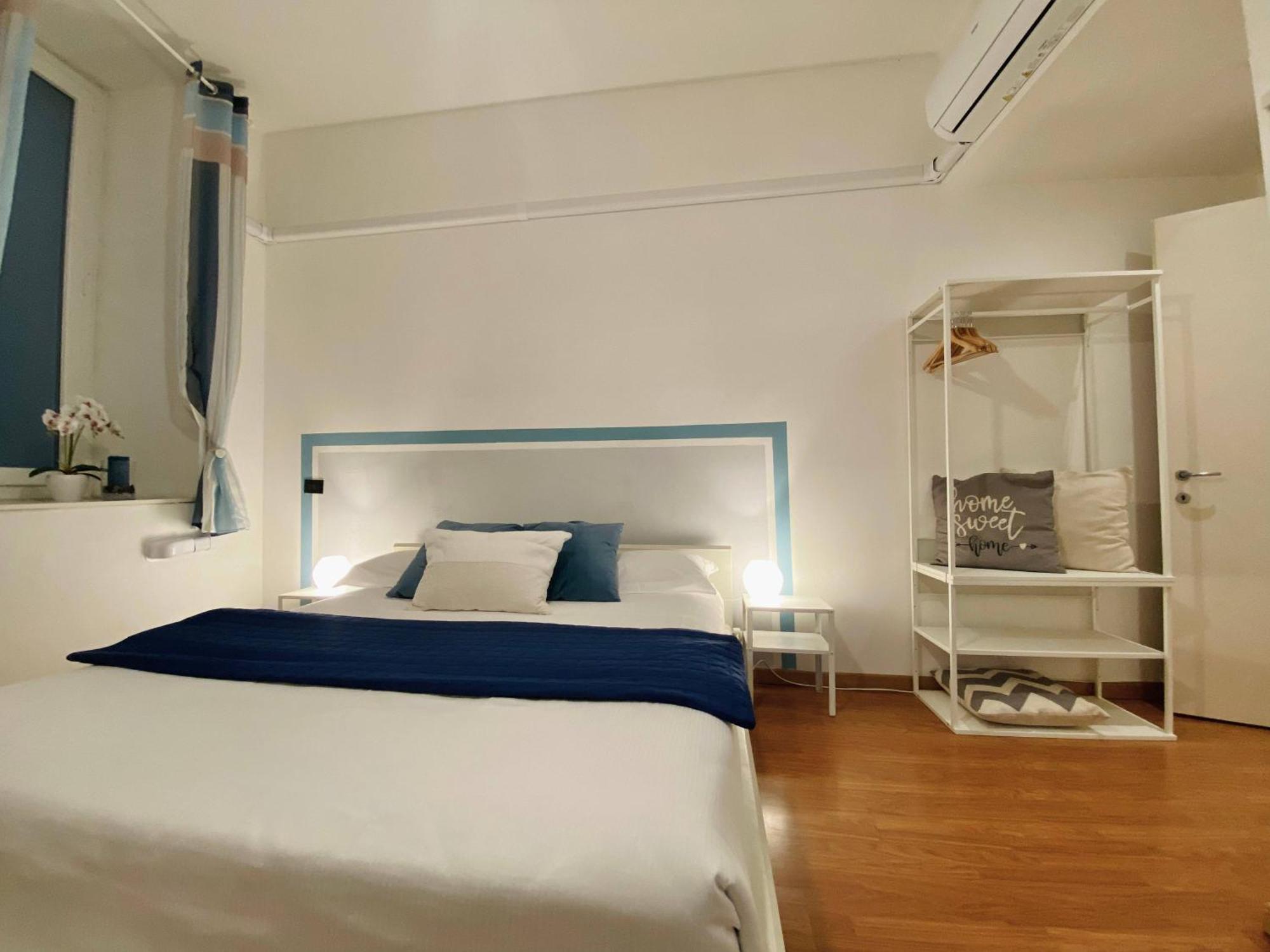 Mazzini 12 Very Central Apartment With Private Garage, Air Conditioning, Wifi, Just 50 Meters From The Beach Рапалло Экстерьер фото