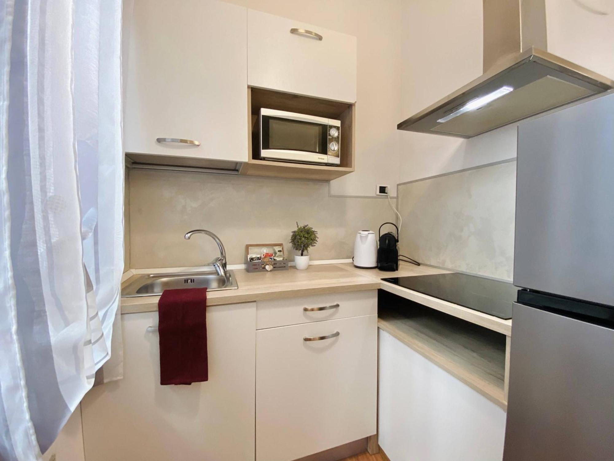 Mazzini 12 Very Central Apartment With Private Garage, Air Conditioning, Wifi, Just 50 Meters From The Beach Рапалло Экстерьер фото