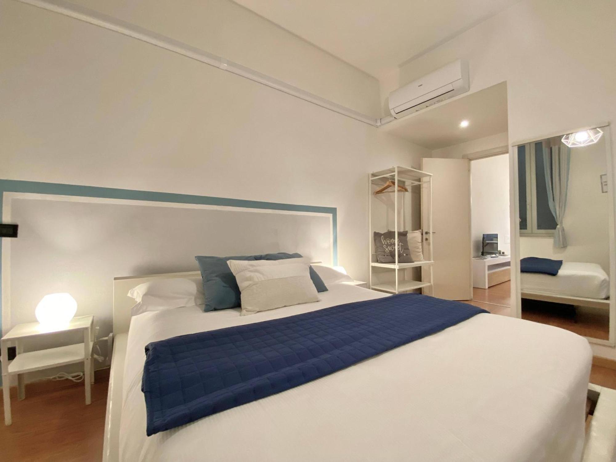 Mazzini 12 Very Central Apartment With Private Garage, Air Conditioning, Wifi, Just 50 Meters From The Beach Рапалло Экстерьер фото
