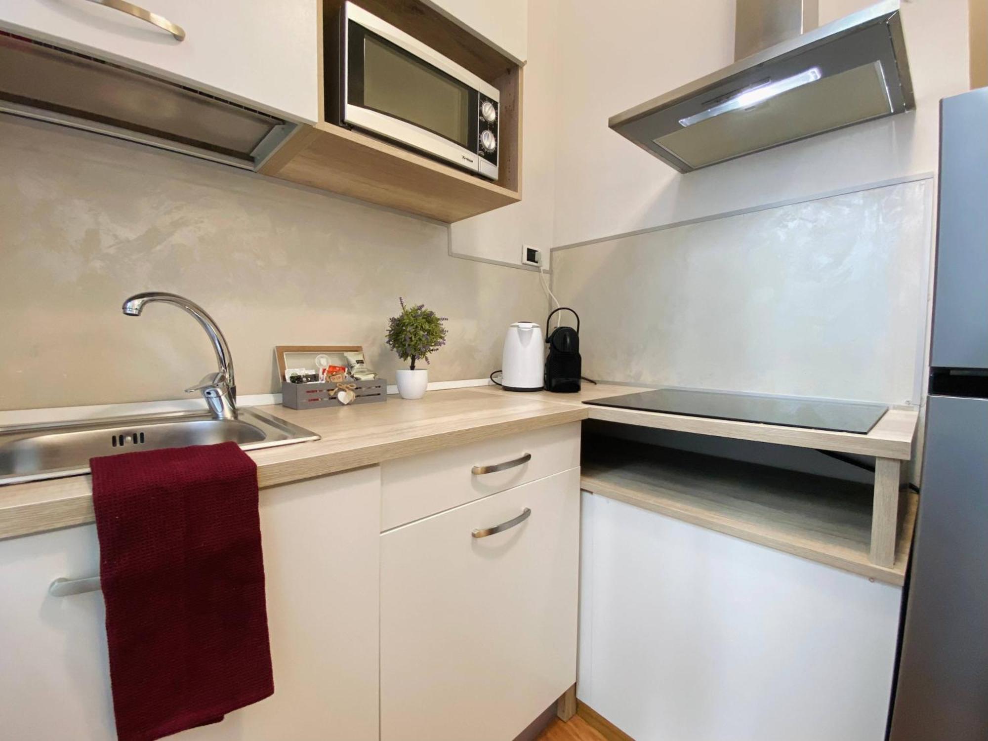 Mazzini 12 Very Central Apartment With Private Garage, Air Conditioning, Wifi, Just 50 Meters From The Beach Рапалло Экстерьер фото